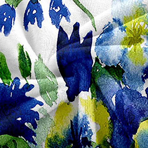 Couverture fleurs bleues pour vos soirées cocooning au salon - 4