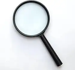 Lupa de Mão com Lente de 75mm, Cabo Anatômico, para Leitura Estudos e Hobbie