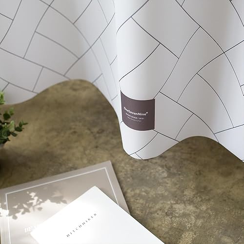 Cortina de ducha hecha en Corea, sin costuras, resistente al agua, (71 pulgadas de ancho x 74 pulgadas de largo), incluye 12 ganchos de plástico