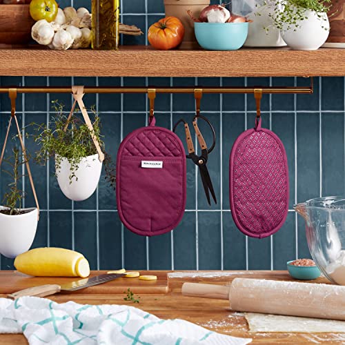 Image of KitchenAid Asteroid Pot Holder 2-Pack Set, Beet, 6.5 inchx10 inch