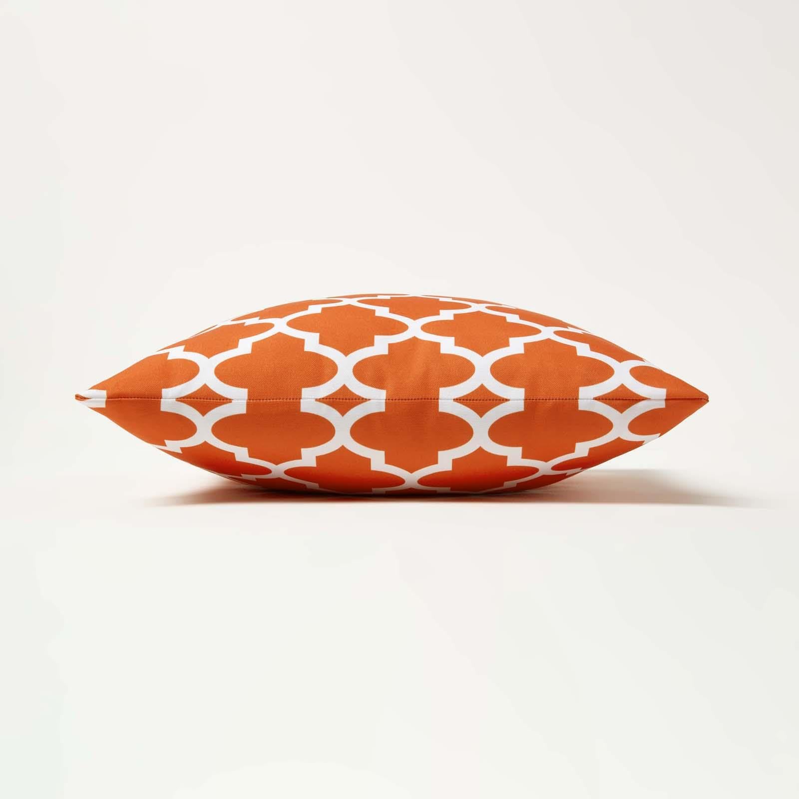 HOMESCAPES Coussin d’extérieur imperméable Orange NOLA, Coussin de Jardin carré 45x45 cm, Décoration Jardin extérieur – Lot de 2