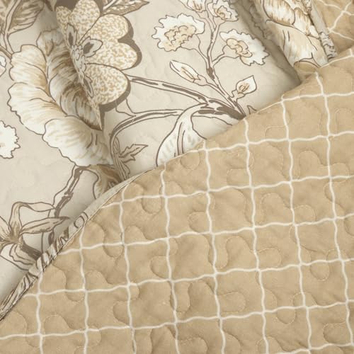 Image of Lush Decor Sydney Reversible Cotton Quilt, 3 Piece Set, King, Neutral - Cotton Bedding Set - Beige Floral Quilt - Cottage Decor - Bedding King Size