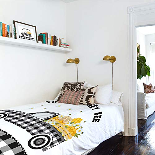 Custom Bed Usa Bee Tapestry For Room Wall Decor, Rectangular Bedding Wall Hanging By Printed, Wall Hanging Blanket For Boy/Girl/Children 39X59Inch Black White Plaid Truck With Daisies Honey #TOP3