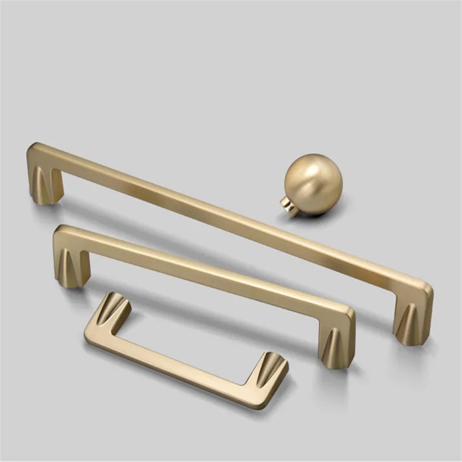 Bouton de placard en zinc noir pour relooker un buffet de salon