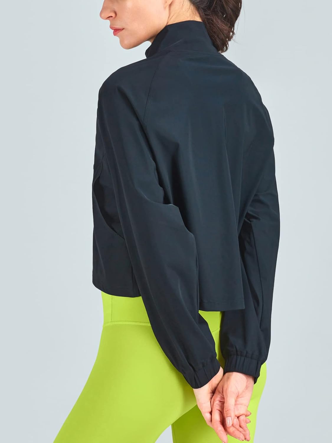 UPF 50+ Workout Jackets for Women Athletic Zip Up Running Jacket Sun Protection Lightweight UPF Cropped Jacket