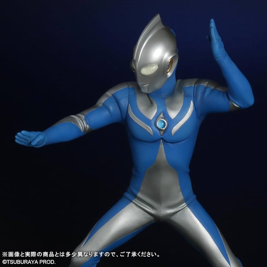 大怪獣シリーズ　ウルトラマンコスモス　ルナモード　発光ver. 大怪獣シリーズ ULTRA NEW GENERATION ウルトラマンコスモス
