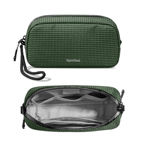 Versatile e Personalizzabile: Questa borsa non è adatta solo agli appassionati di tecnologia, ma offre anche la possibilità di riporre oggetti di uso quotidiano come chiavi, penne e oggetti personali. Che si tratti di pendolarismo o di viaggio, tutto ciò di cui si ha bisogno rimane a portata di mano.