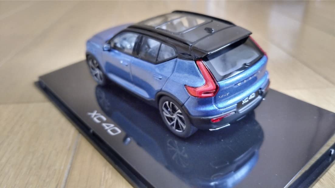 1/43 VOLVO特注 1/43 VOLVO XC40 バースティングブルー Miniatura Volvo XC40 2018 1:43 Bursting Blue Kyosho - YouTube