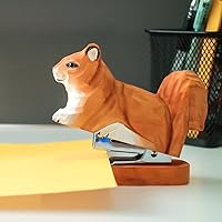 Vista 2 de Wooden Animal Stapler, Desktop Stitcher Art Figurine Statue Sculpture for School Office Stationery (Squirrel)