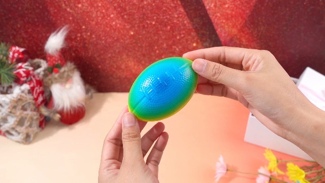 Amazon.com: Meooeck 108 Pcs Christmas Stress Balls Bulk Snowman