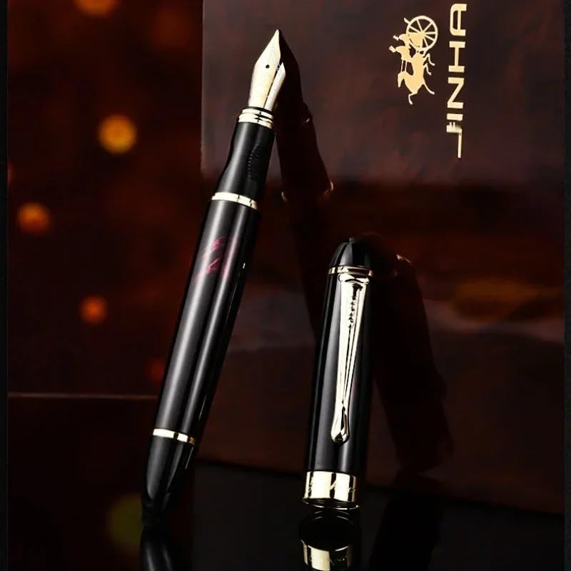 Stylo-plume ergonomique noir mat pour écrire sans fatigue au bureau