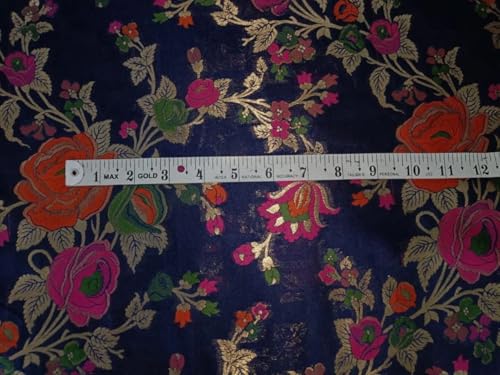 Tissu brocart jacquard roses multicolores laize 111cm pour couture