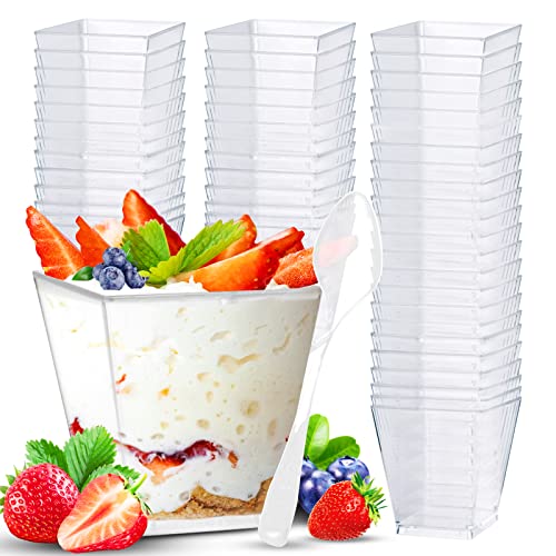 Frasheng 60 peças 2 oz/60 ml copos para sobremesas com 60 colheres de plástico, mini chávenas de sobremesa, chávenas copos copos tigelas de sobremesa reutilizáveis quadrados transparentes, copos