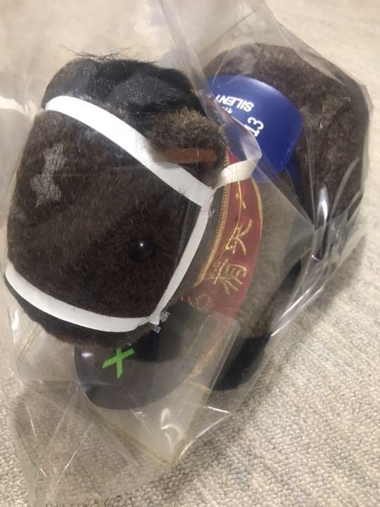 Amazon.co.jp: 競馬 競走馬 ぬいぐるみ 海外香港競馬 サイレント