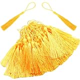 🎀Material -- La borla está hecha de poliéster de alta calidad, antiincrustante y resistente al desgaste, de color brillante, hermosa y generosa, hecha a mano, suave y cómoda, y se puede usar durante mucho tiempo.