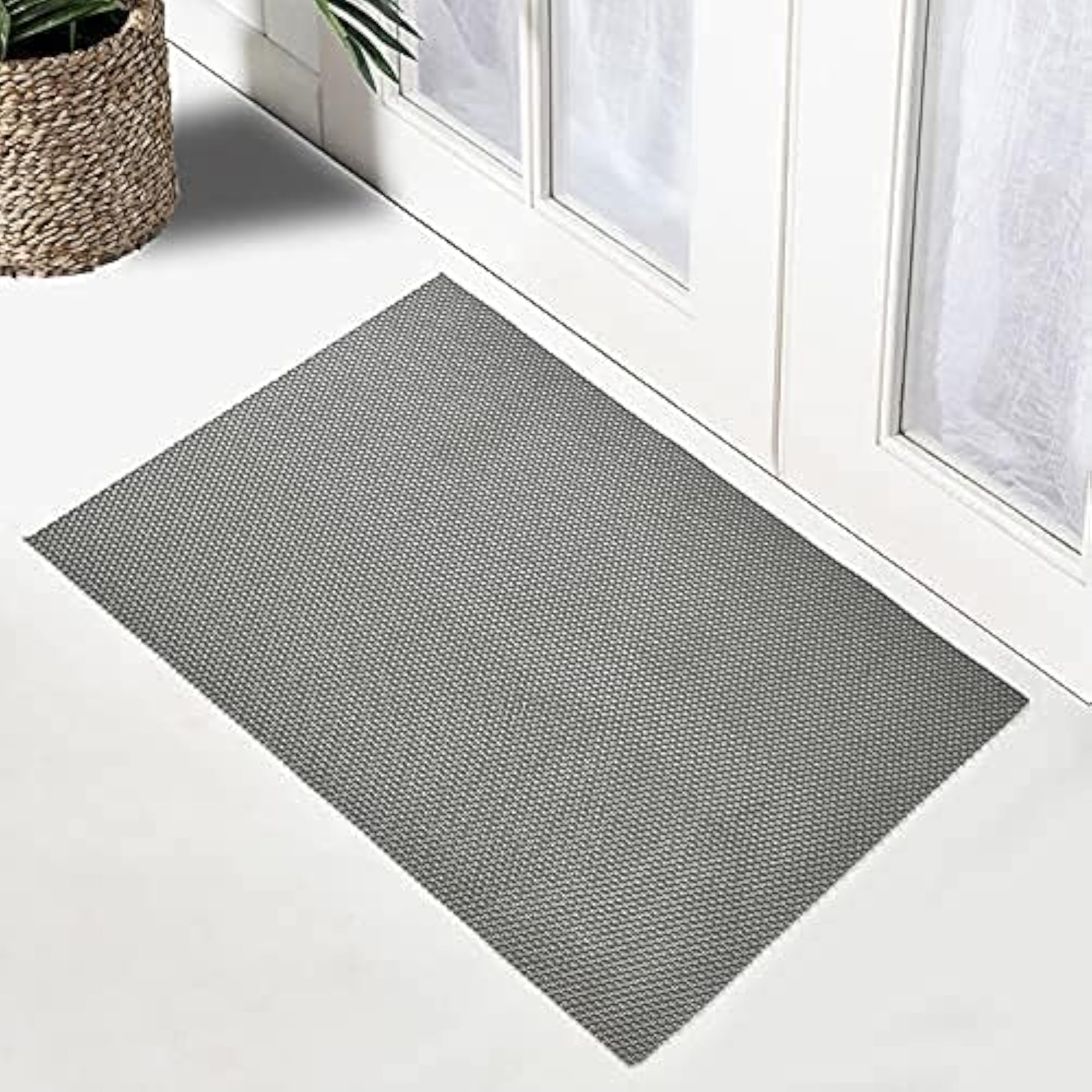 Non-Slip Bath Mat Roll with Triangular Pattern, Grey, Water Resistant