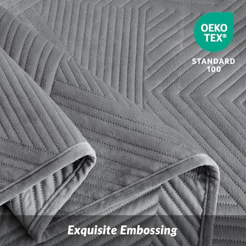 Velvet Quilt Set - image 5