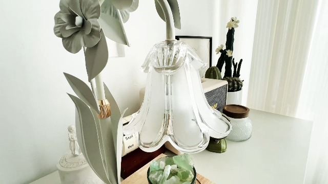 Image of Candle Warmer Lamp with Timer Dimmer, Adjustable Height Flower Candle Lamp | House Warming Gifts New Home Decor, Mothers Day Birthday Gifts for Women Mom Sister, Wax Melt Warmer for Jar Candles