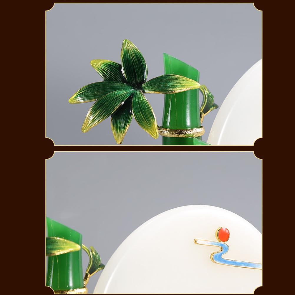 Naturalny dysk Jade Pi z bambusem Cloisonné - chińska dekoracja Feng Shui zapewniająca wzrost i harmonię, ręcznie wykonana emalia z kamieni szlachetnych z kryształową podstawą