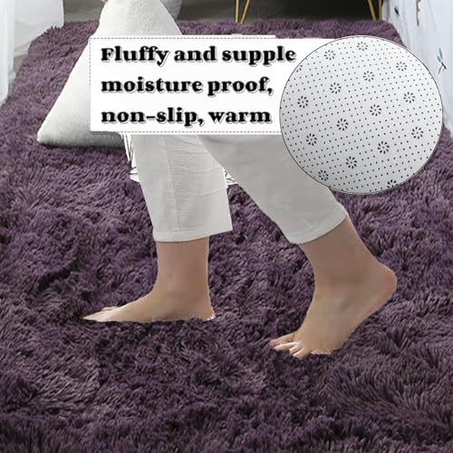 Tapis antidérapant lavable à 30° aspect fourrure douce grand format gris violet