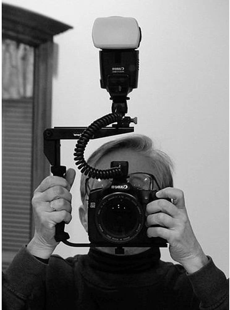 Custom Brackets CB FOLDING-T Flash Bracket : Camera Flash Brackets : Electronics