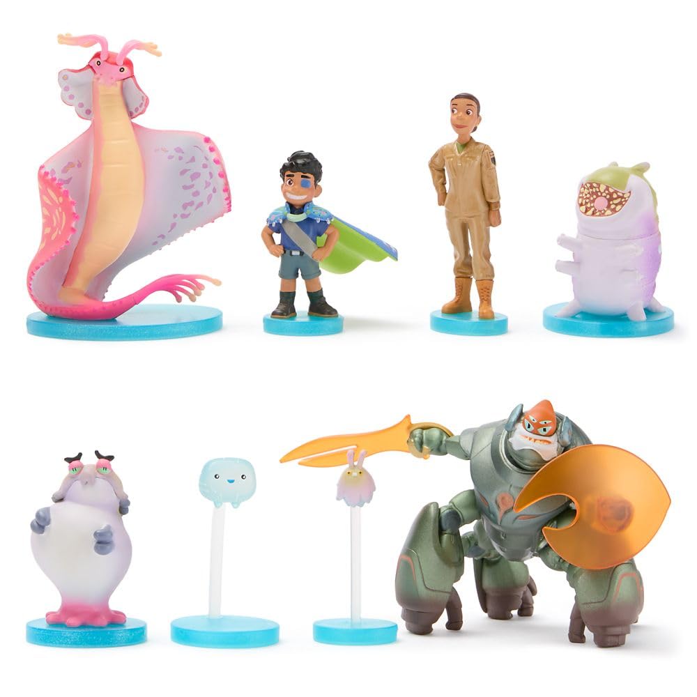 Disney Store Official Elio Figure Set – 8 Fully Sculpted Disney Figures Including Elio, Olga, Lord Grigon & More in Double-Tiered Box with Scenic