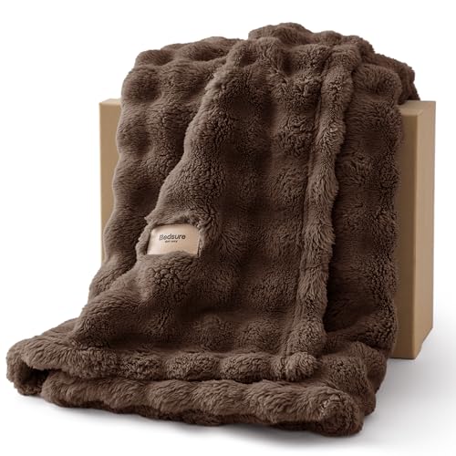 Bedsure 3D Fleece Bubble Blanket for Couch - Brown Throw Blanket for Sofa Bed Room Decor - Luxury Soft Cozy Valentines Day Gifts for Women Men Lightweight All Seasons Brown 5060