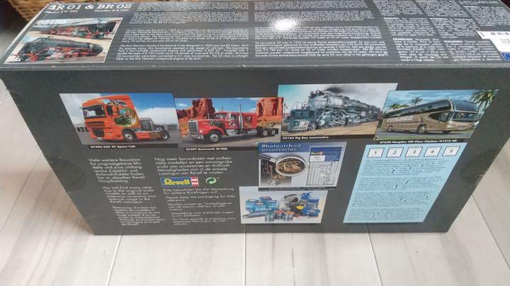 Level Revell Steam Locomotive BR01 & BR02 Plastic Model Box May Have Scratches and Dents