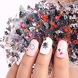 🎃【Einfach zu Verwendende Halloween-Nagelaufkleber】- Selbstklebend, damit es gut auf Ihrem Nagel haftet. Verwenden Sie einfach eine Pinzette, um sie zu schälen und auf Ihren Nagel zu kleben. Sie können auch Nagelgel zum Abdecken verwenden, damit die Aufkleber länger halten. Dies sind KEINE Wassertransfer!