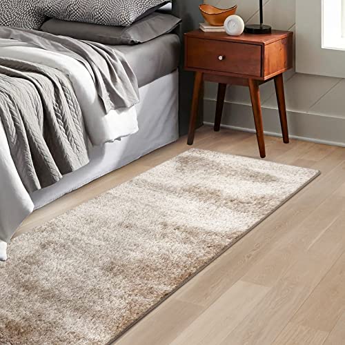 KARAT Bettvorleger Elite - Flokati Bettumrandung - Teppich Läufer für Schlafzimmer Wohnzimmer -...