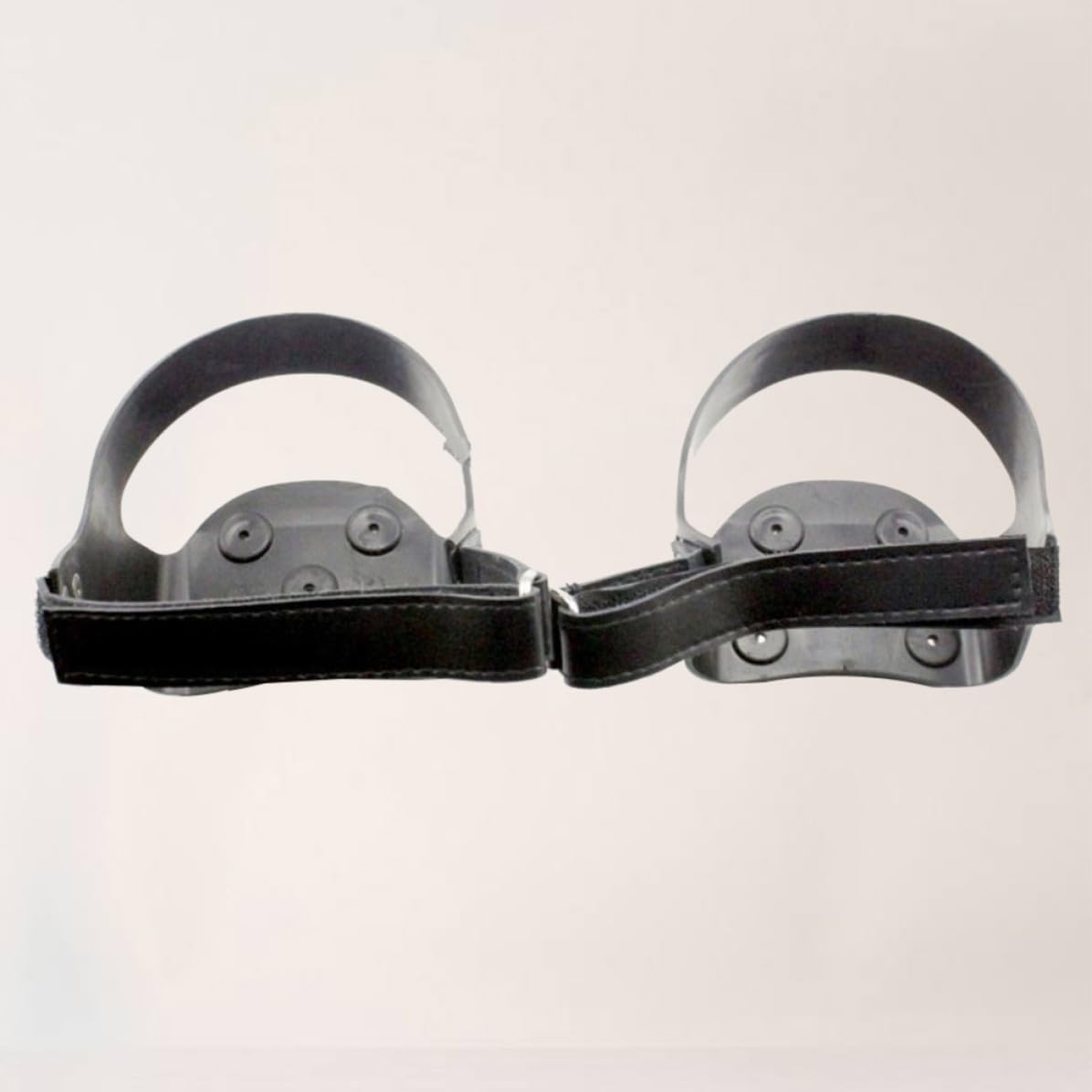 Housoutil Ramponi da Ghiaccio Nero 5 Denti in Silicone Design Strisce Riflettenti, Protezione Antiscivolo 1 Paio per Scarpe da Escursionismo e Alpinismo per Terreni Ghiacciati e Innevati