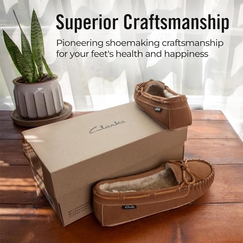 Clarks Clarks Women's Suede Moc Indoor and Outdoor Slipper (9 W US, Cognac)