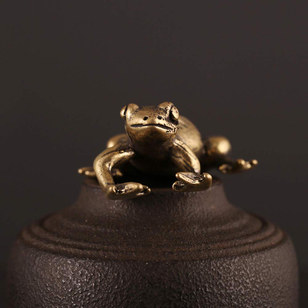 金メッキ古代青銅鼓造形置物 可愛らしいカエルの像 ケース付き 香港発行測定書付 金メッキ古代青銅鼓造形置物 可愛らしいカエルの像 ケース付き