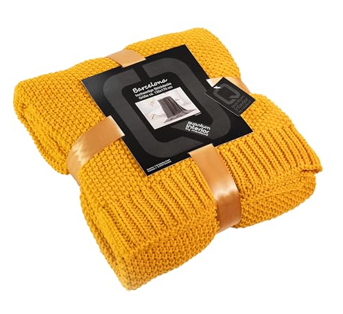 Quantum Interior by Maxland Strickdecke mit hochwertiger Randverarbeitung, Sommerdecke wie Handgestrickt, weiche Kuscheldecke, modischer Überwurf für Bett, Sofa & Terrasse ca. 130x170 cm(Senf)