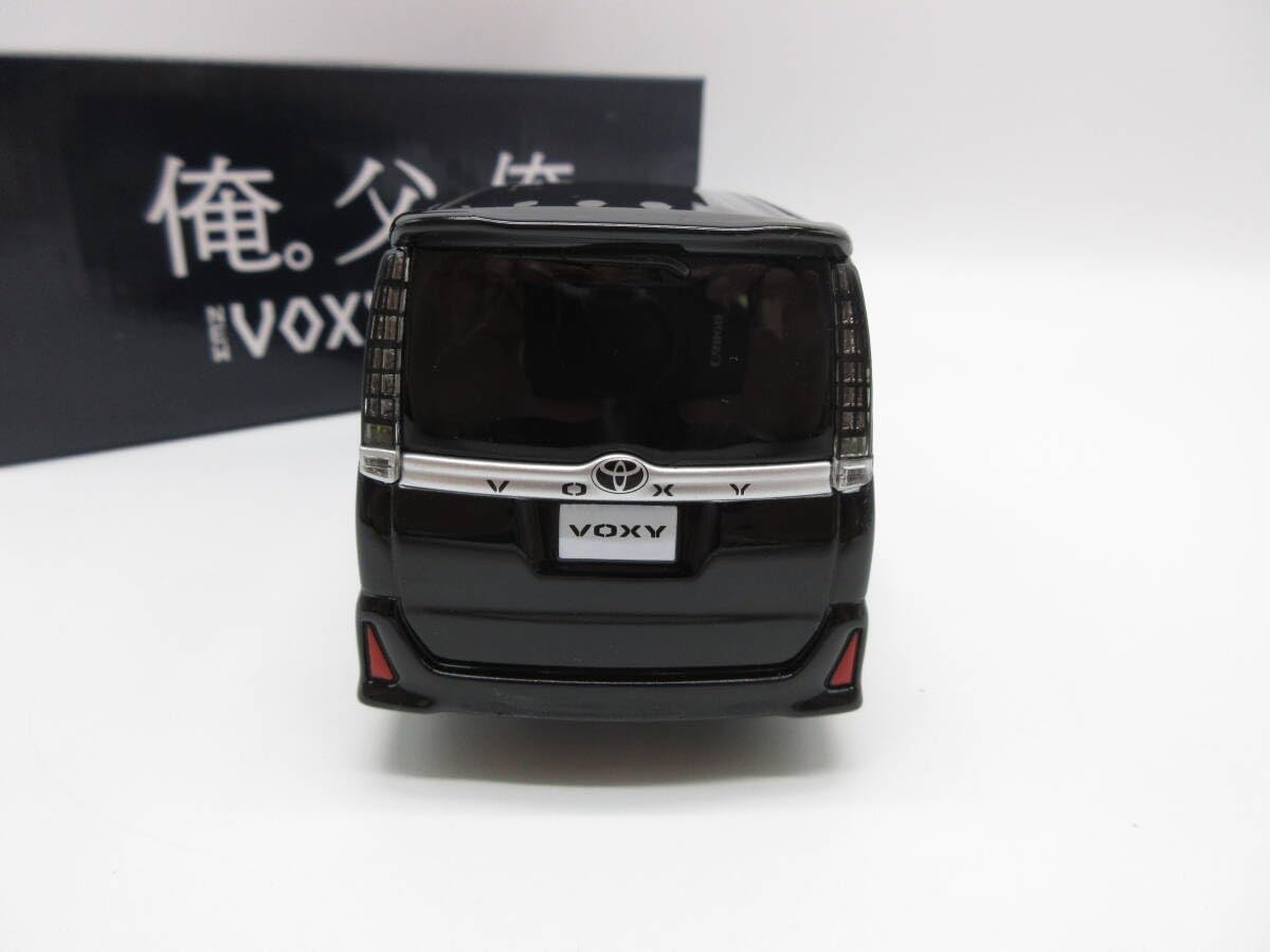 ヴォクシー VOXY 80系前期　カラーサンプルミニカー　非売品　ブラック Amazon | 1/24 ミニカー 旧型ヴォクシー VOXY 前期 非売品