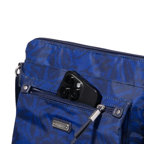 Baggallini Go Bagg with RFID Phone Wristlet4