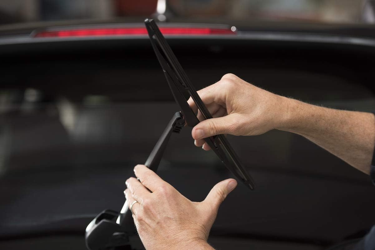 DieHard 16" Direct Fit Rear Wiper Blade 16-B, 1 Pack