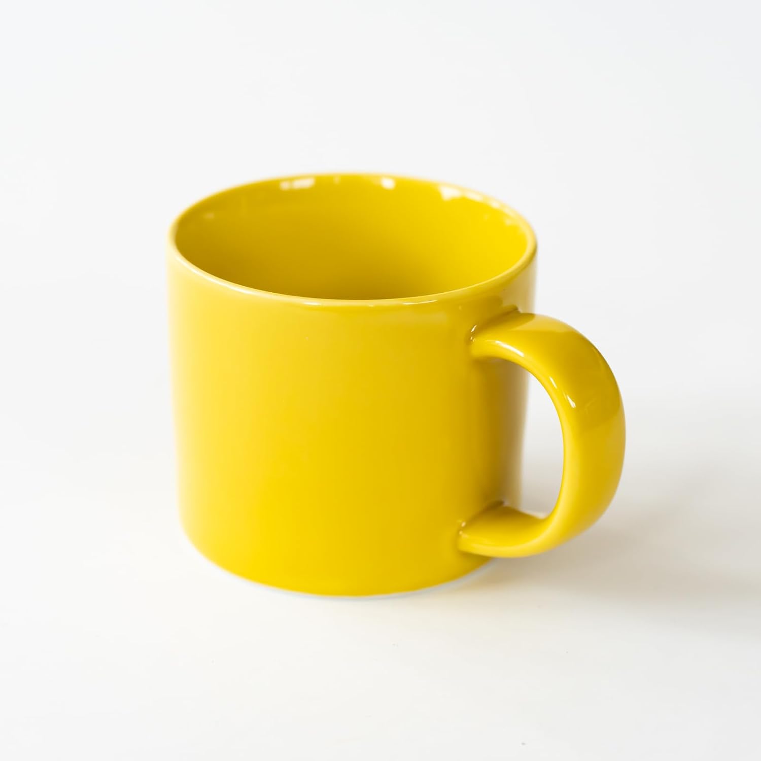 Saikai Pottery 13878 Hasami Ware Common Mug, Yellow, Capacity: Approx. 8.5 fl oz (250 ml), Microwave and Dishwasher Safe