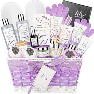 Mothers Day Gift for Mom – Relaxing 18-Piece Bath and Body Basket for Women Lavender Spa Gift Basket Set Bath Collection with Bath Bomb | Christmas, Birthday, Perfect Spa Present for Her All Occasions