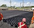 Heavy Duty Gravel Grid for Garden Pathways Path, 2" Tall Stabilization Geo Grid with Stretch System, 8000 Lbs Driving Load Permeable Pavers (1m x 2m (3.3X6.5ft))