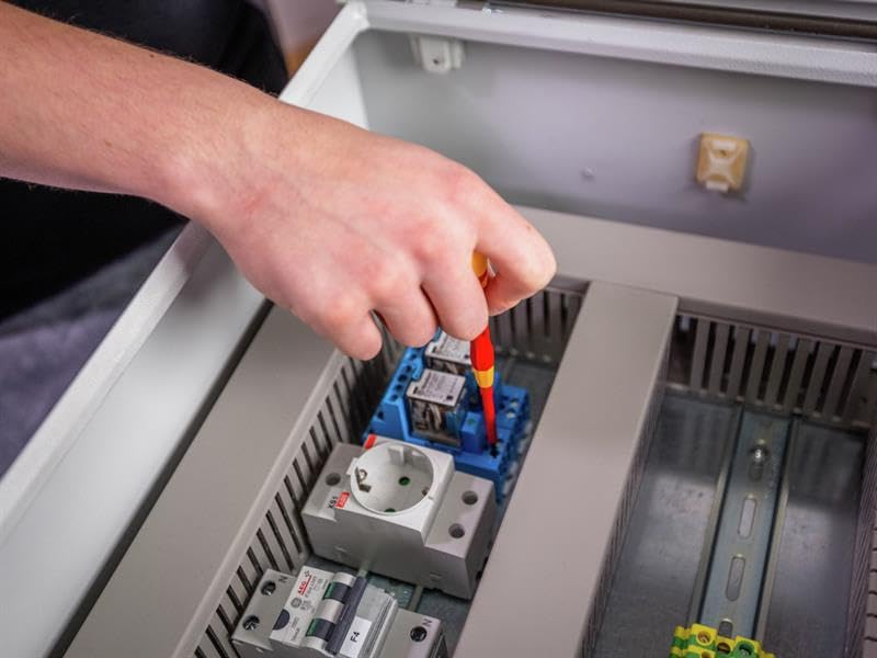 juego de destornilladores de precisión picofinish® electric