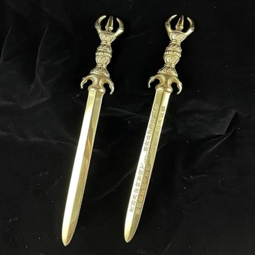 三鈷剣 全長38cm 真鍮製 密教法具 不動明王剣 宝剣 仏教美術 不動剣 Amazon｜不動明王 三鈷剣 密教法具 不動明王の剣 宝剣 法剣 金剛