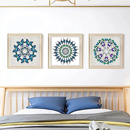 Peinture colorée motif national papillon pour une déco nordique