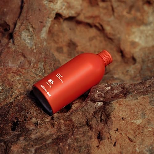 uni. 24 Hour Body Serum - Lightweight Skin Moisturizer with Organic Aloe Vera, Marine Complex, Australian Kakadu Plum & Exfoliating Australian Lime Caviar - Ocean-Safe Beauty (375 ml) - Image 3