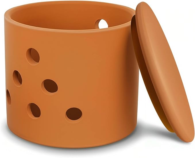 LEEPENK Terracotta Garlic Keeper,Vented Clay Garlic Storage Container Saver with