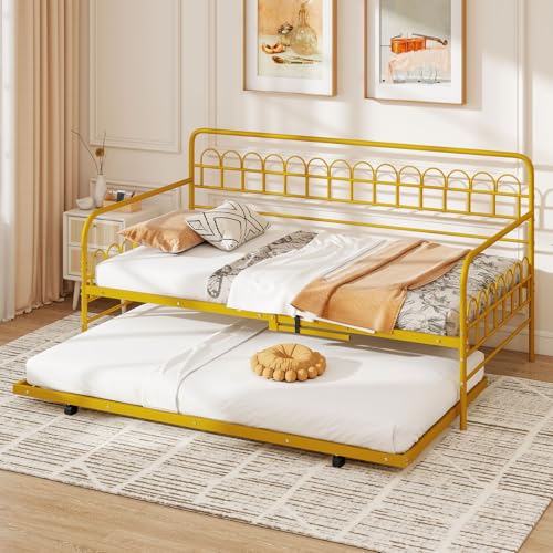 GIANTEX Twin Daybed with Trundle, Metal Day Bed w/Curved Backrest & Armrests, Heavy-Duty Metal Slats, Modern Space-Saving Trundle Bed Twin for Living Room, Guest Room, No Box Spring Needed (Gold)