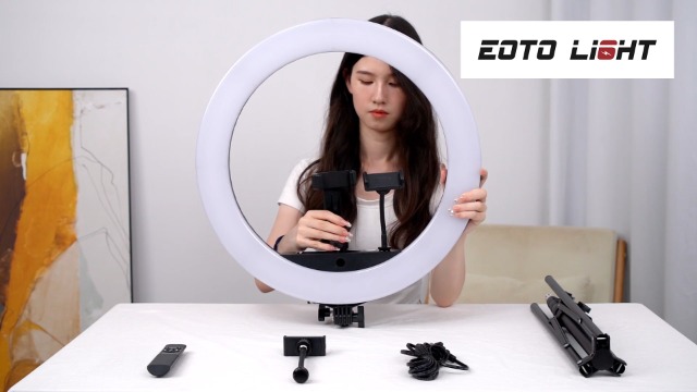 Luce Anello LED 21 Pollici Con Treppiede - Per Streaming, Selfie, Makeup E Videochiamate - Foto 4