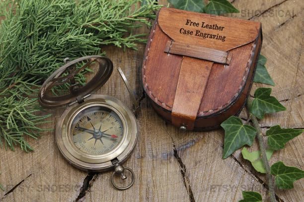 Brújula de latón personalizada con reloj de sol vintage, incluye caja de madera grabada, regalo único para hombres miniatura 3