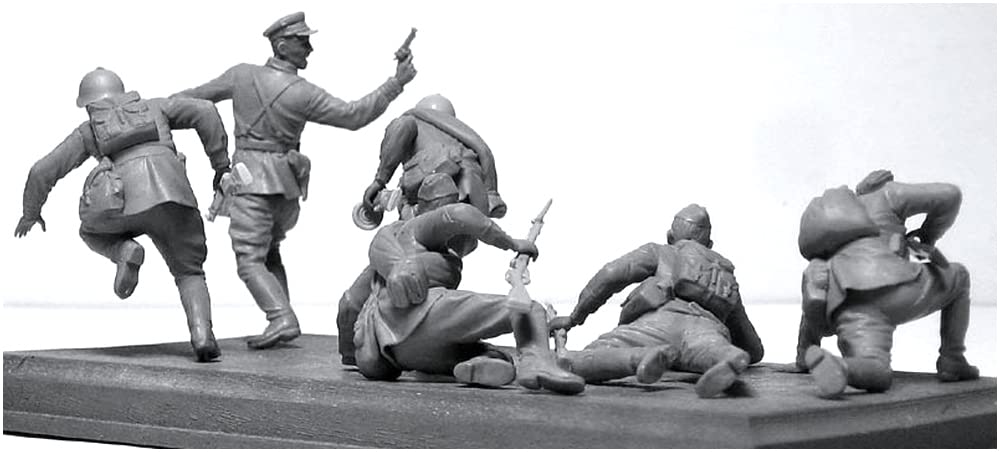 Amazon | マスターボックス 1/35 ソ連 歩兵突撃シーン 1941年 12