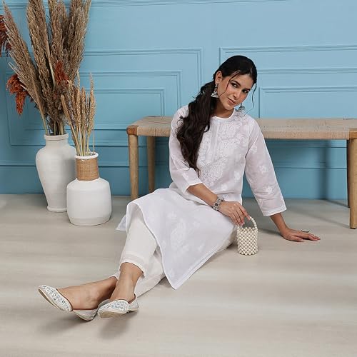 Image of Ada Hand Embroidered Lucknowi Chikankari Cotton Kurta for Women A133488